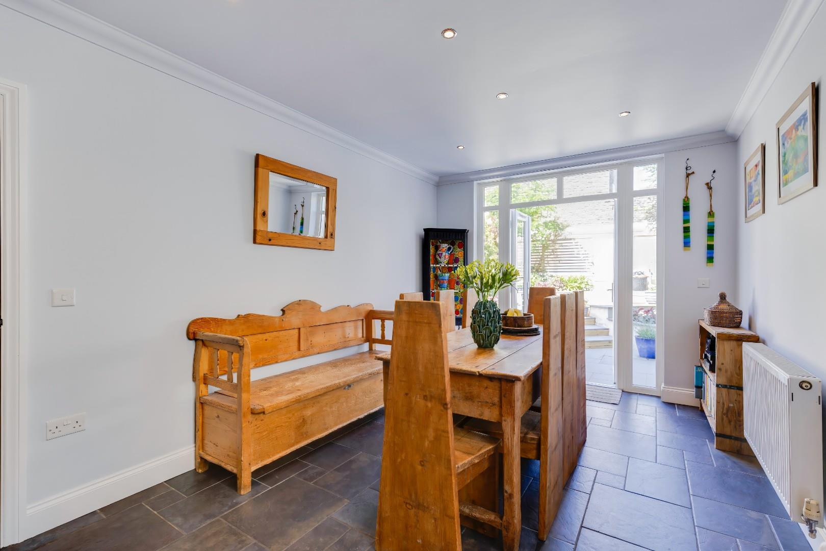 10a Clive Place, Penarth, CF64 1AY